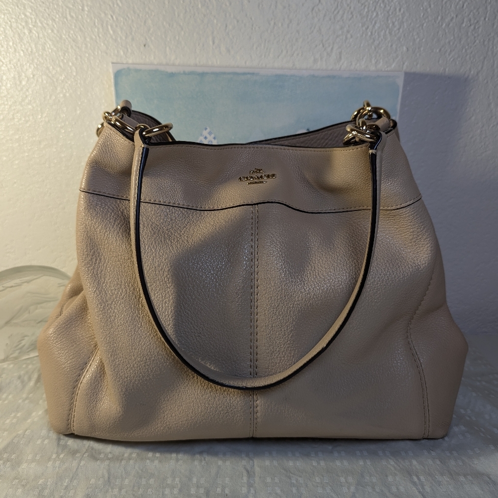 Coach Lexy Shoulder Bag - Picture 12 of 12